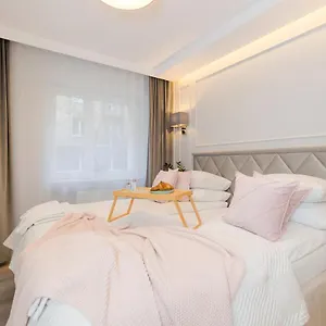 Shortstaypoland Sielecka , Warszawa Polska